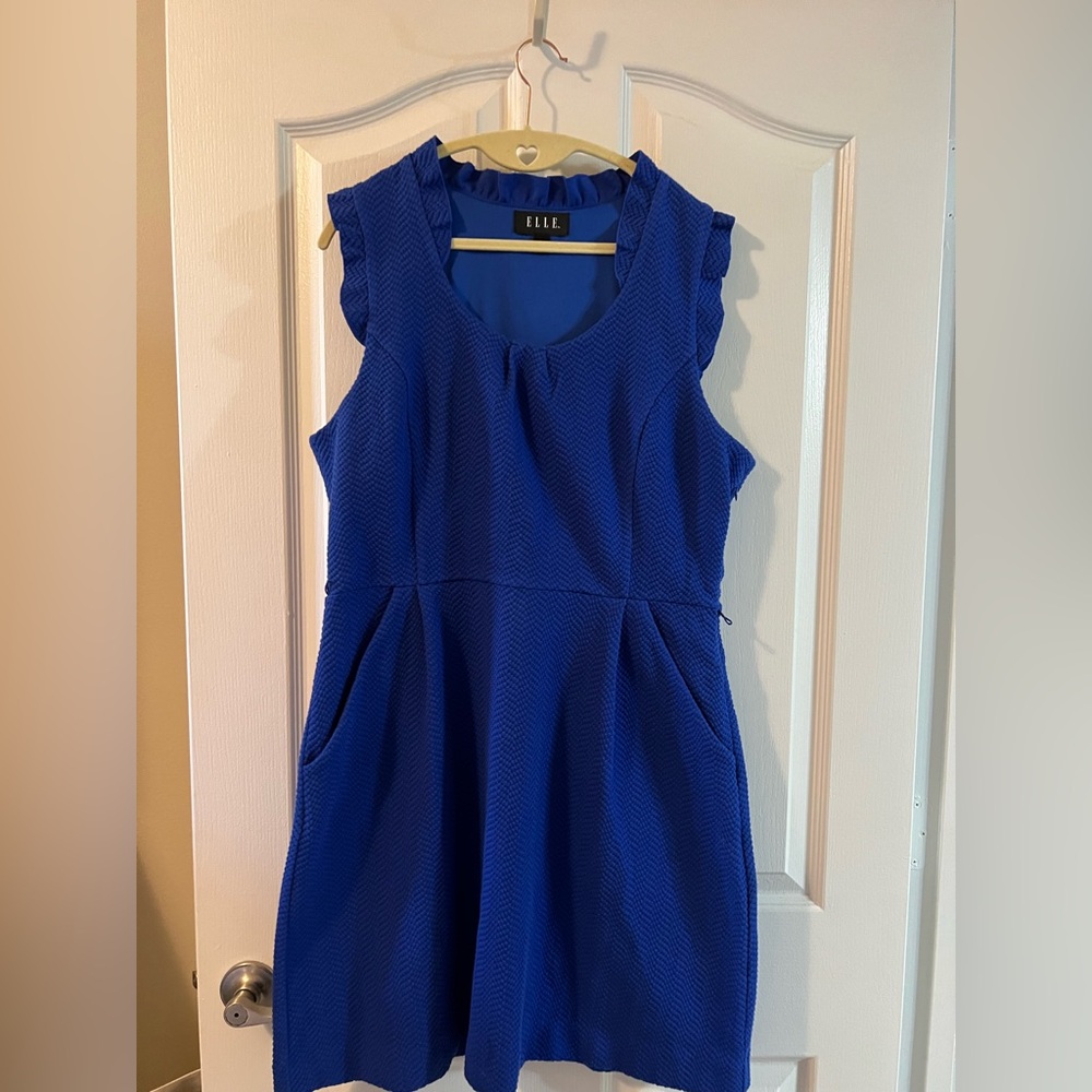 💙 4 for $40 💙 Elle Vibrant Royal Blue Textured Dress